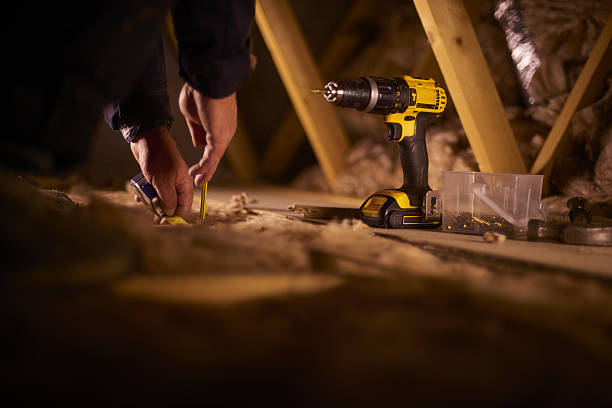 Best Specialized Insulation Services in Lakes Of The Four Seasons, IN
